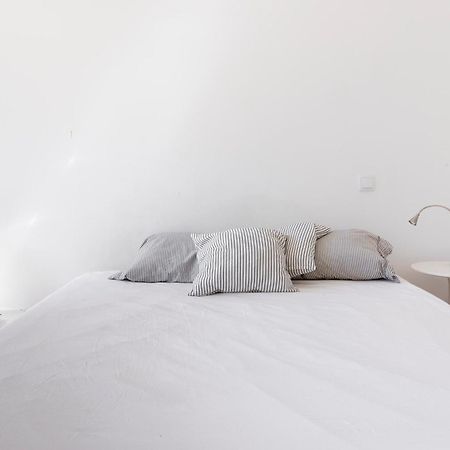 Comfy 3 Bedroom Apartment Campo De Ourique リスボン エクステリア 写真