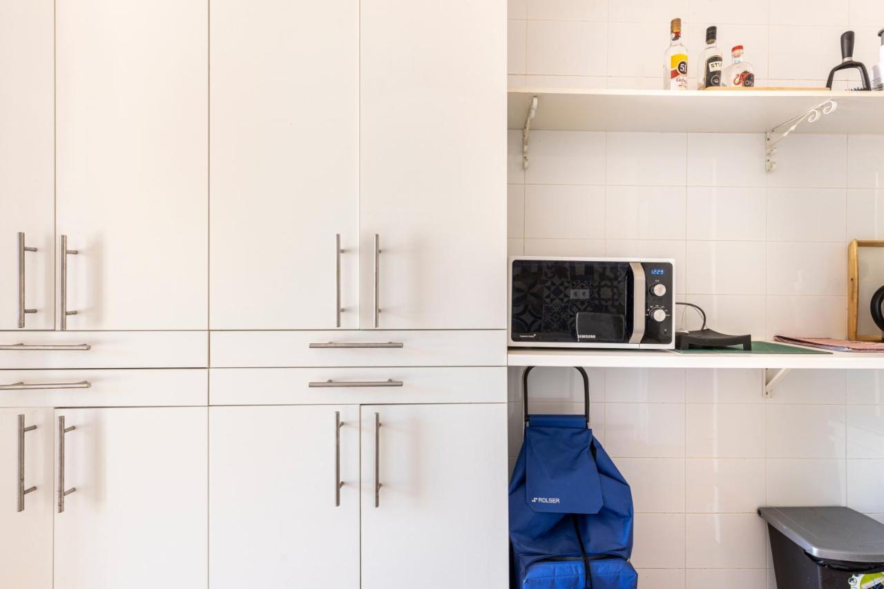Comfy 3 Bedroom Apartment Campo De Ourique リスボン エクステリア 写真