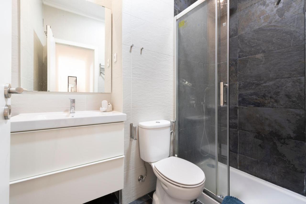 Comfy 3 Bedroom Apartment Campo De Ourique リスボン エクステリア 写真